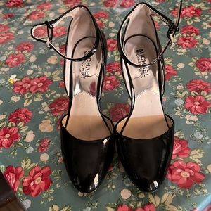 Semi new ankle strap 4 inch heels.